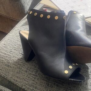 Black Leather Ankle Boots with Gold Studs 9 w